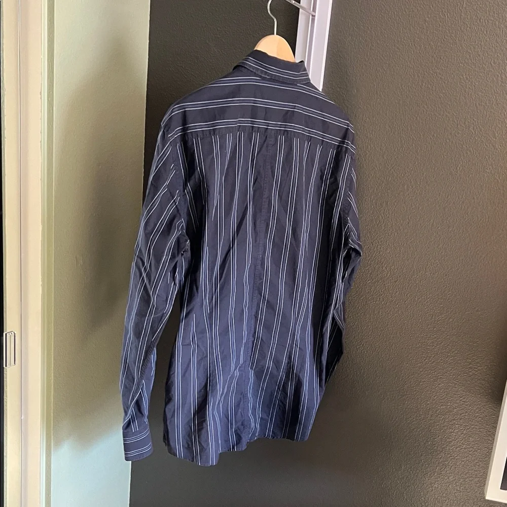 🛑 1 hour sale. Dolce & Gabbana, neck 17.5 (EU 44), Navy Striped Dress Shirt - Picture 7 of 9